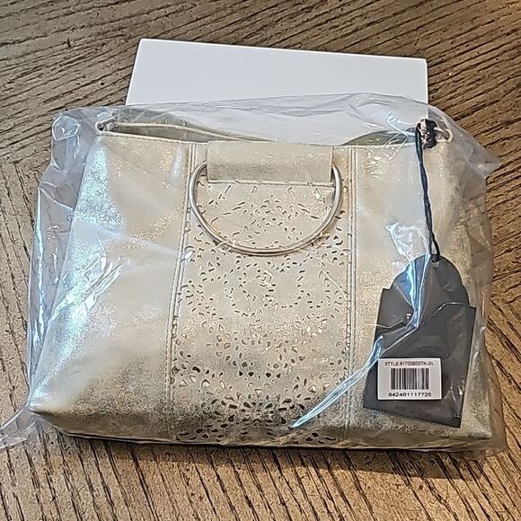 Metallic silver gold shoulder bag NWT T shirt & Jeans - Picture 10 of 10